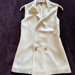 eleventy Sleeveless Blazer